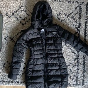 Black North Face 550 down parka